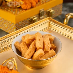Sakhe Namak Para